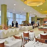 Отель Sol By Melia Costa Daurada 4*