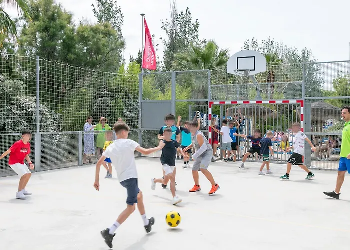 黄金海岸索尔酒店 4* 萨洛