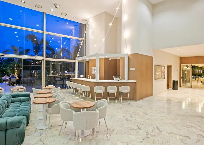 黄金海岸索尔酒店 酒店