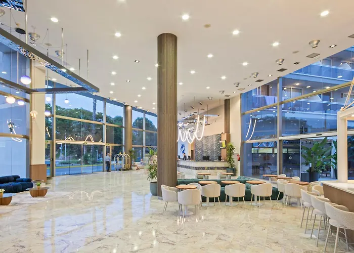 黄金海岸索尔酒店 萨洛