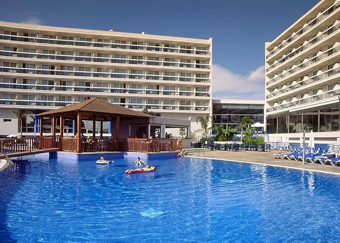 Отель Sol Costa Daurada Салоу