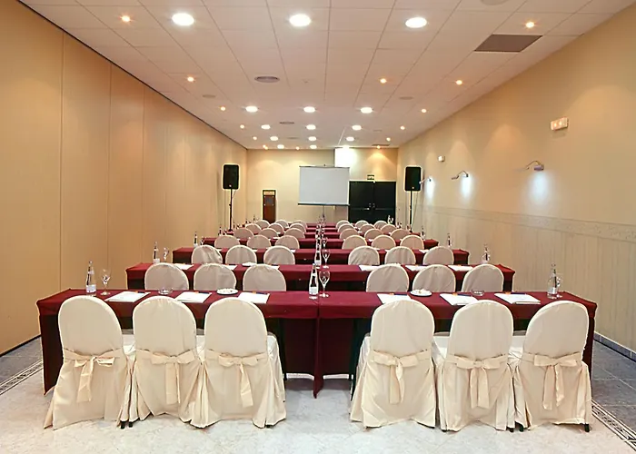 黄金海岸索尔酒店 4*